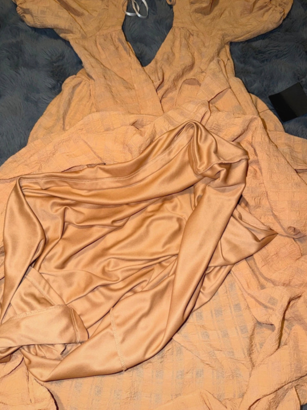 Dress - Picture 6 of 6